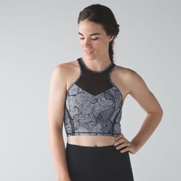 •LULULEMON/Get it Om Bra/8 - Picture 2 of 13